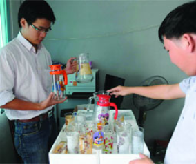 Nhận diện hàng thủy tinh nhiễm độc