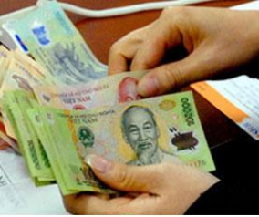  Đề xuất nâng lương tối thiểu cho công nhân